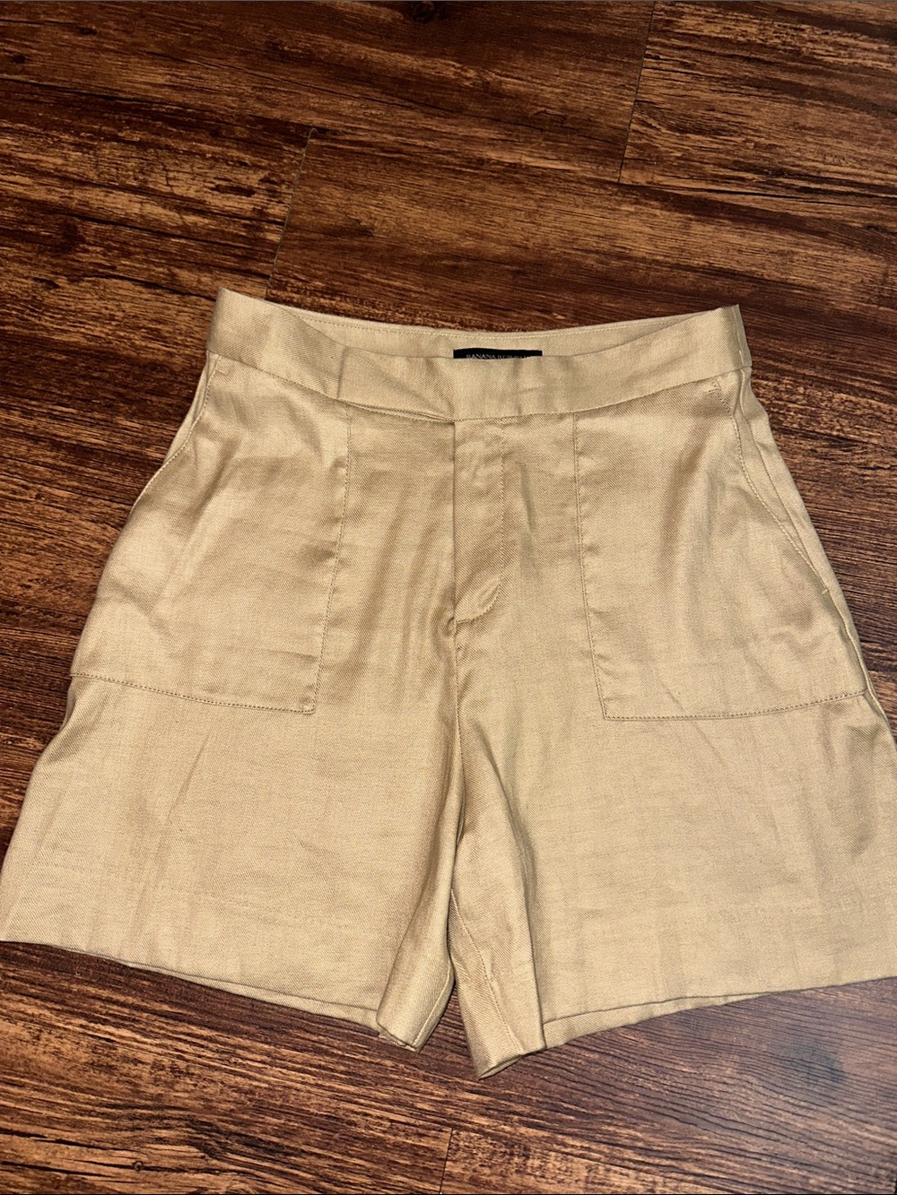 NWT Banana Republic sz 2 Linen Blend Shorts Camel Color Flat front